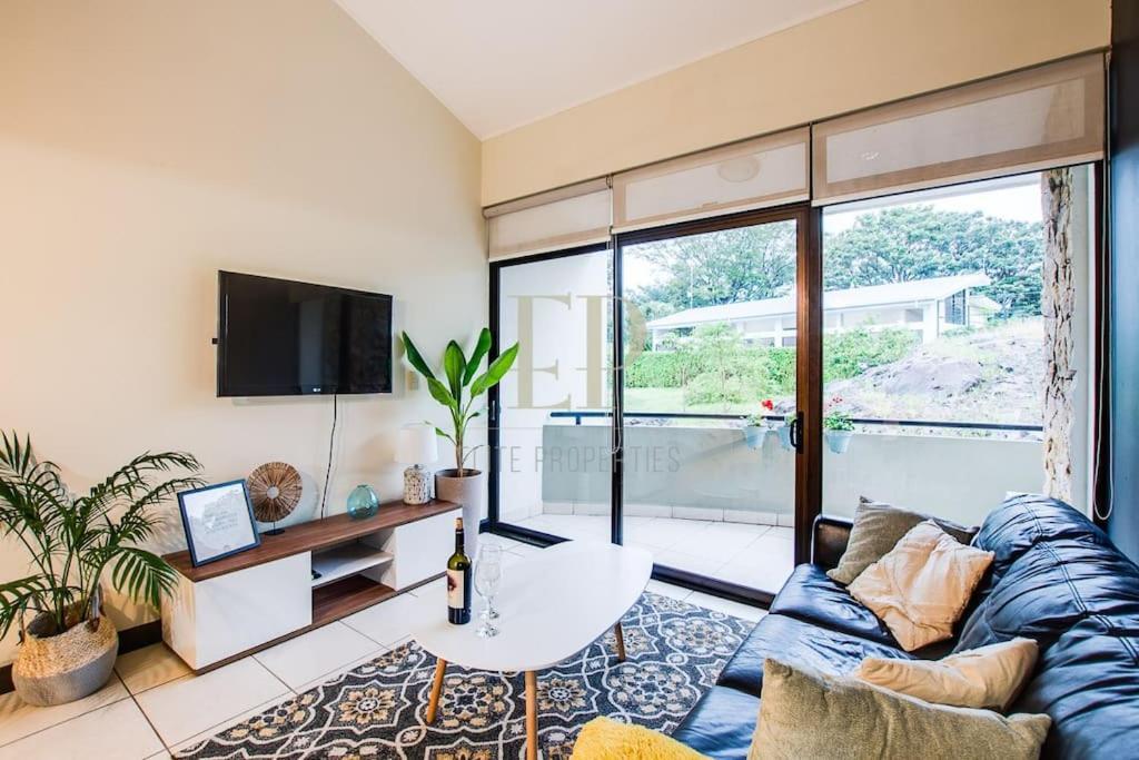 Cr Mariposa Rentals Comfortable Penthouse, Ac, Pool, Gym, Tennis Санта Ана Екстериор снимка